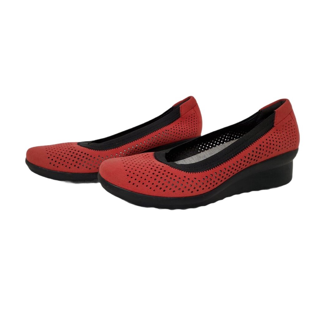 Womens Clarks Cushioned "Cloudsteppers" Slide On Wedge Loafers. Size 7M